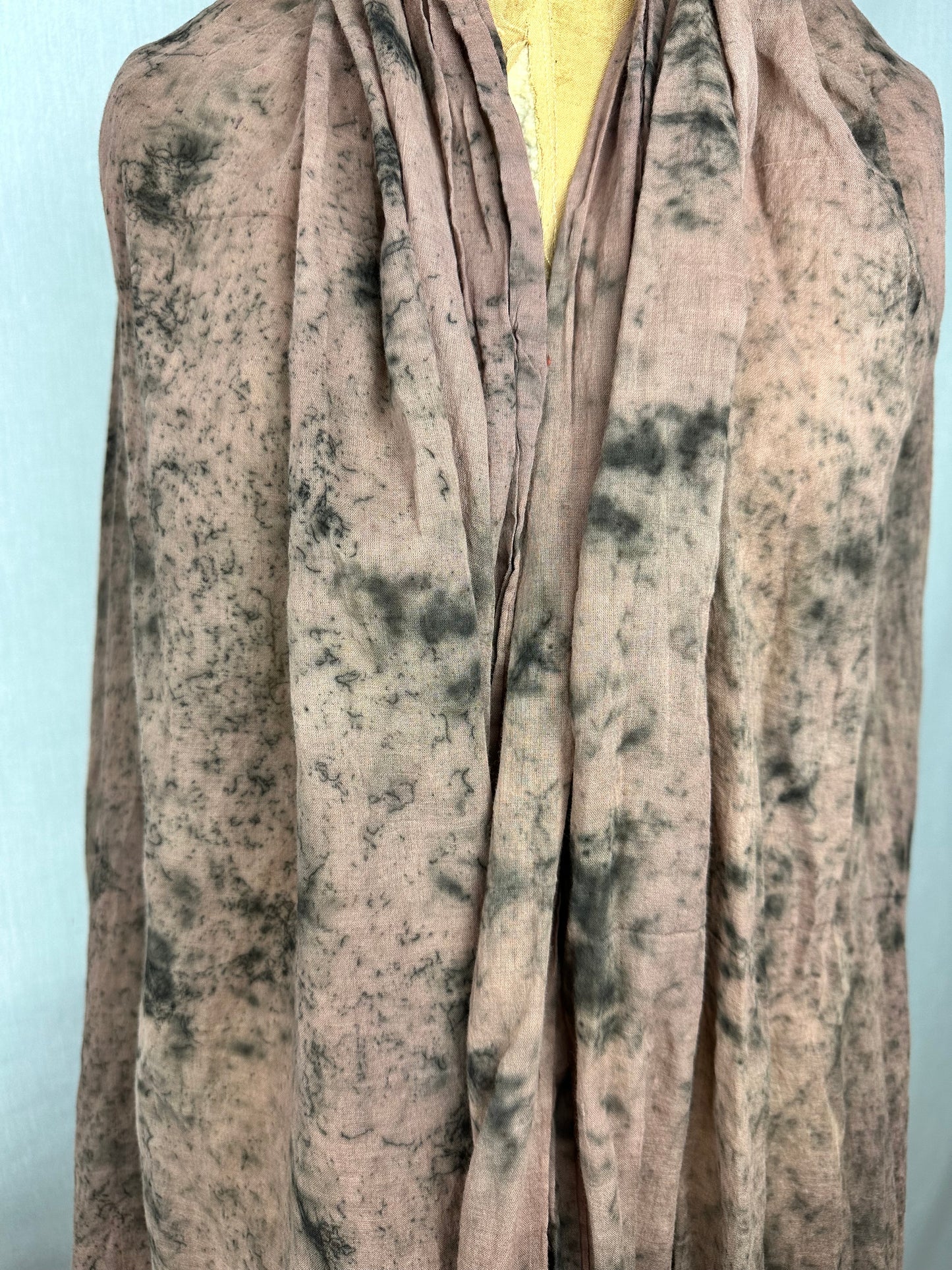 Organic cotton shawl XL- Deep root/ Rise high