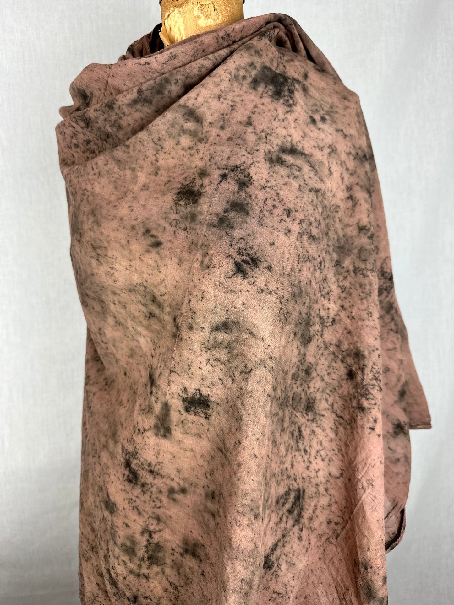 Organic cotton shawl XL- Deep root/ Rise high