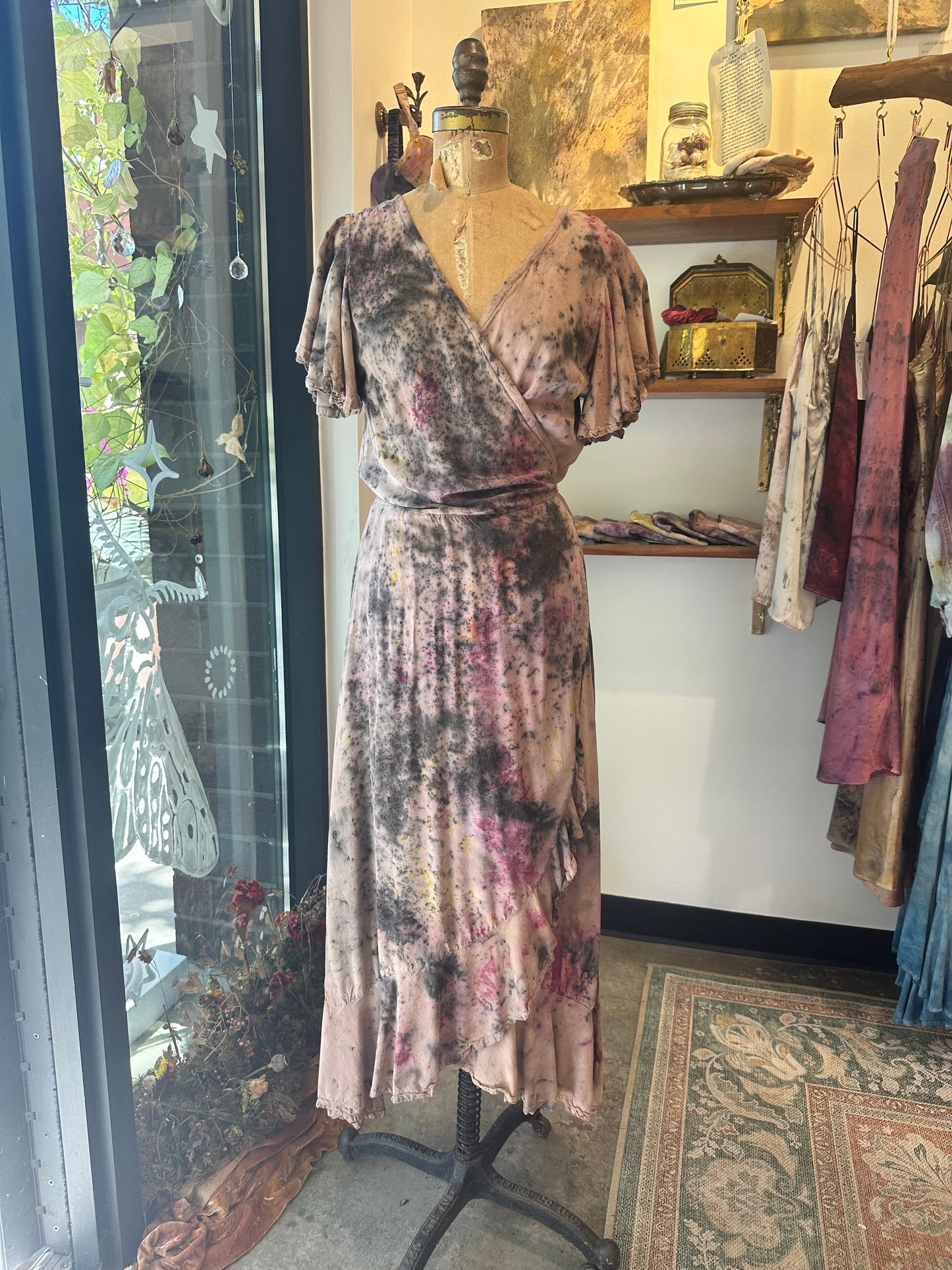 Wrap dress - rooted wise