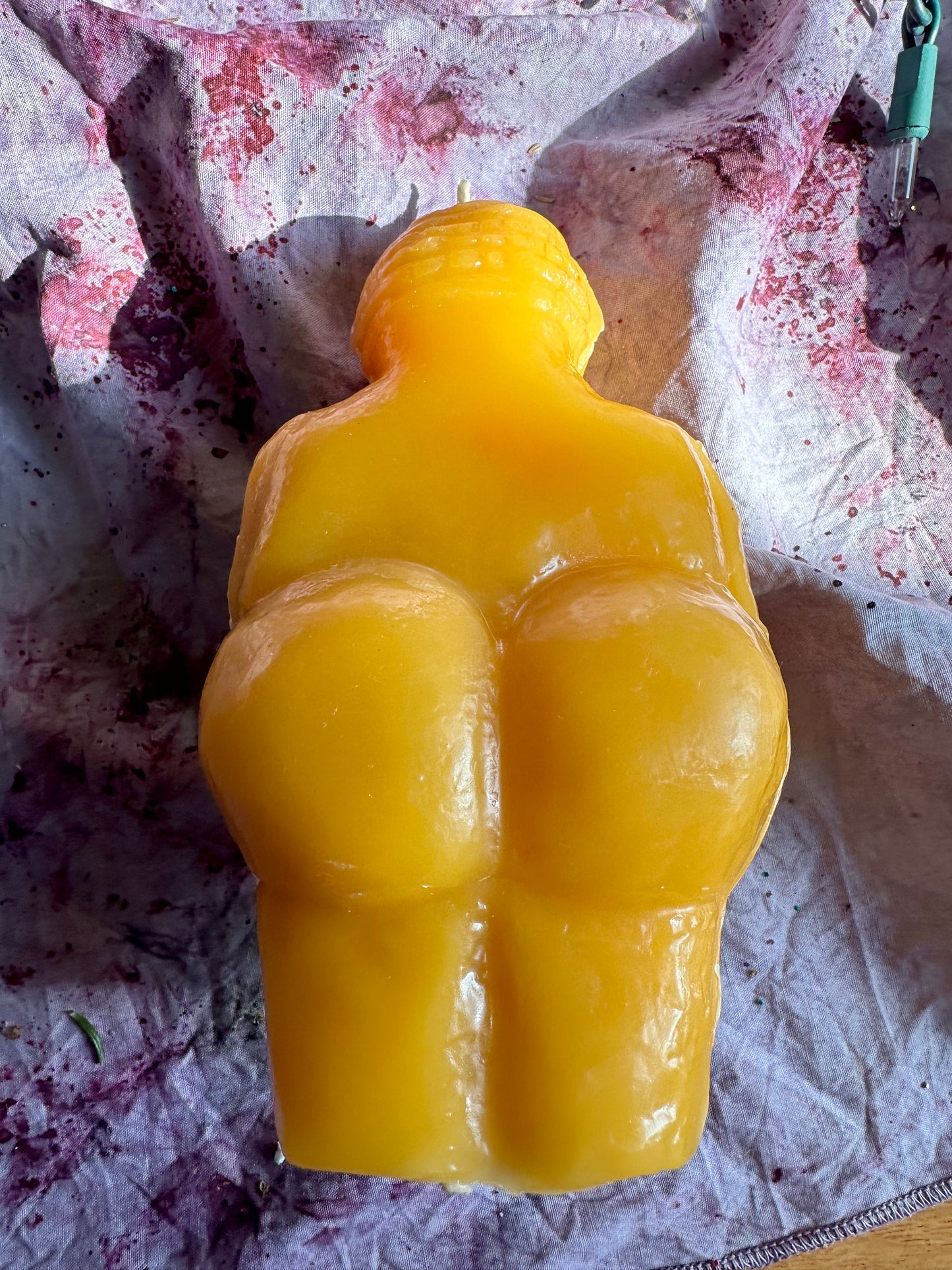Fertility goddess altar candle