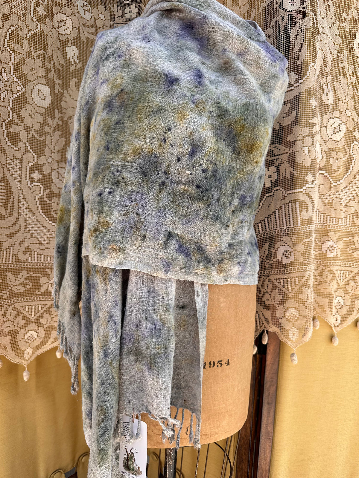 Hand loomed silk shawl - truth of the heart