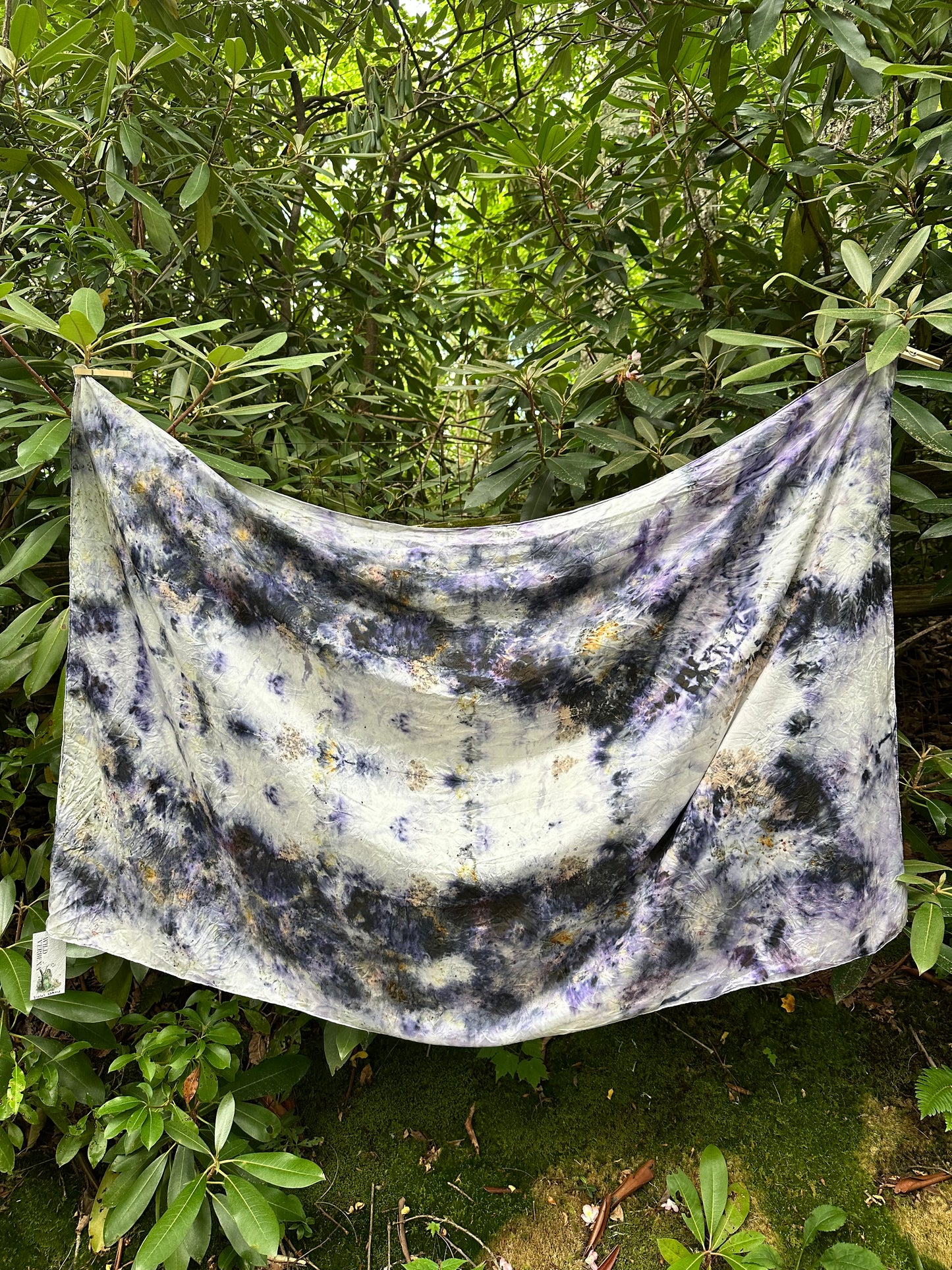 Plant magic silk sarong - violet essence