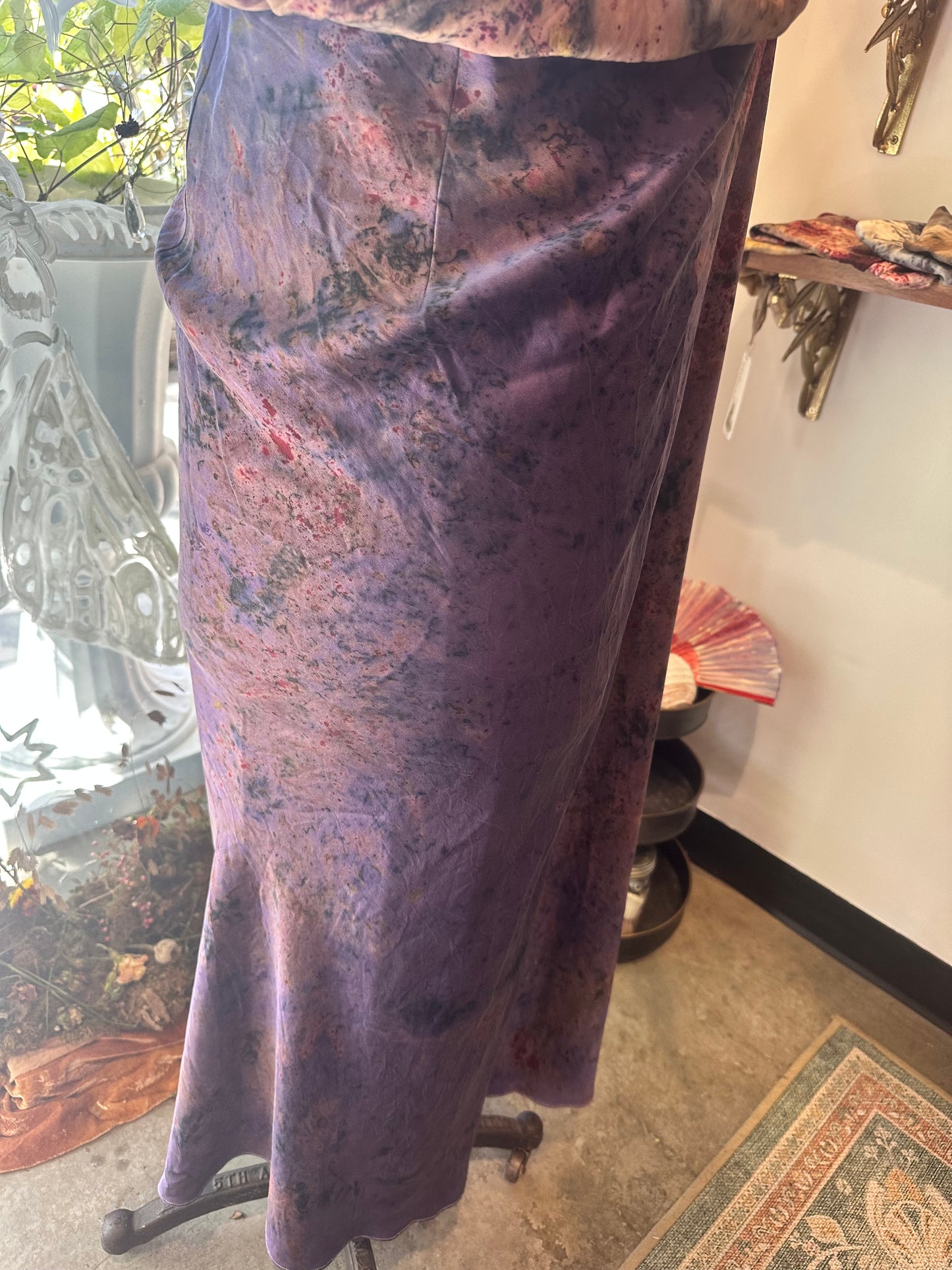 Silk skirt - open lotus