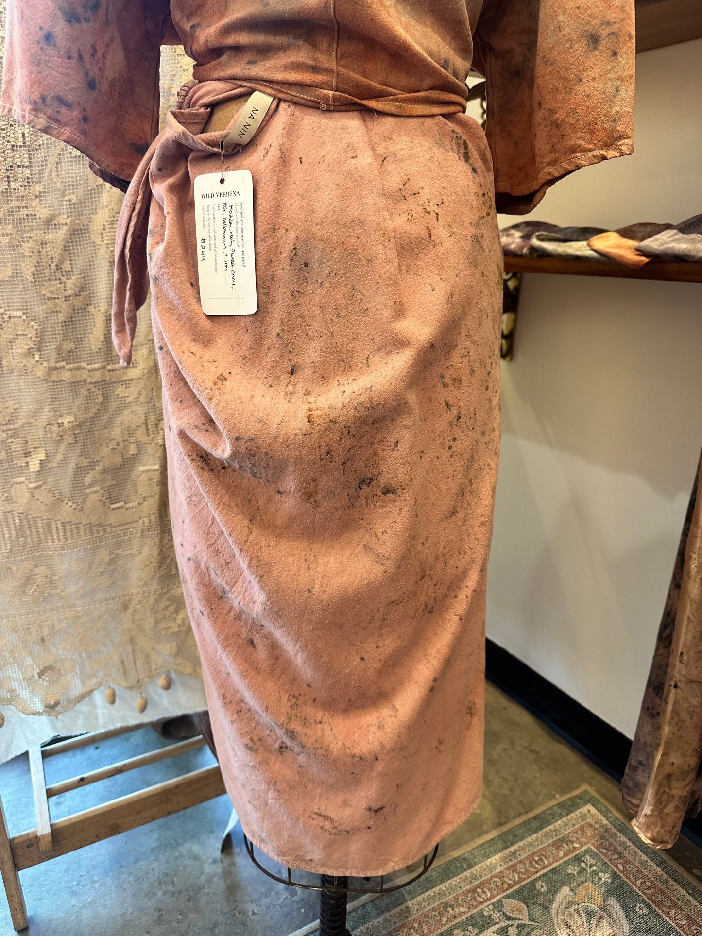 Raw silk wrap skirt- tulip 🌷