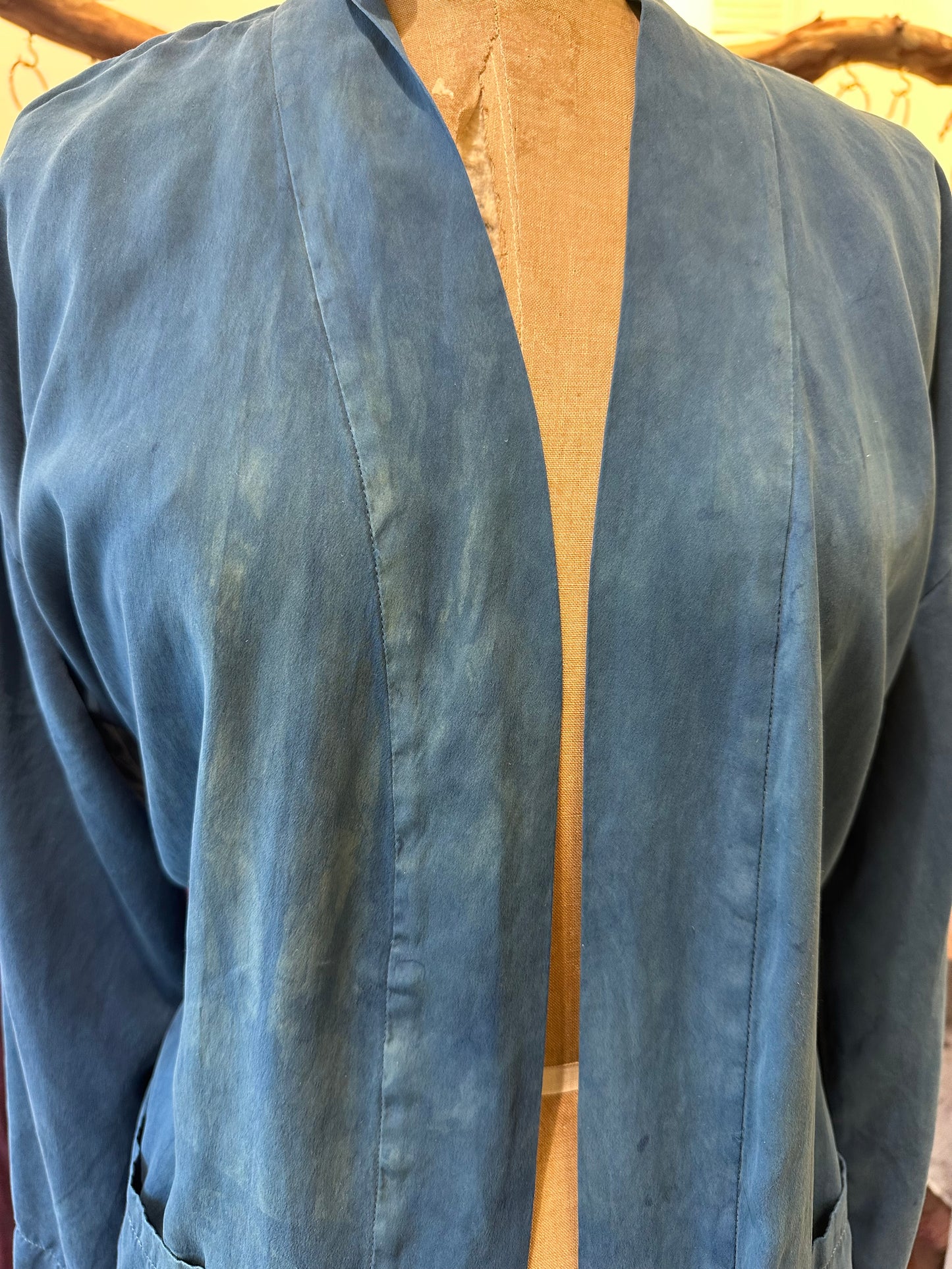 Silk robe- into the deep