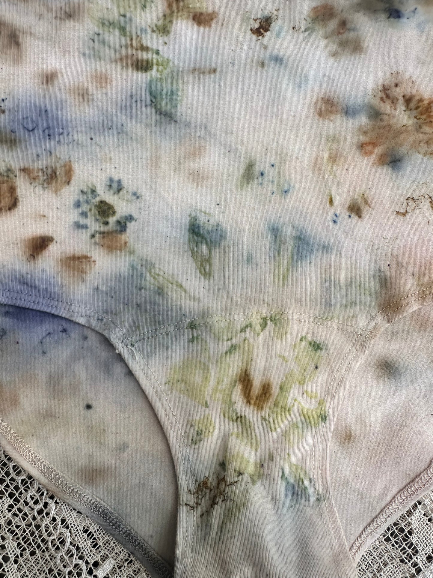 Cotton undies - fawn Flora