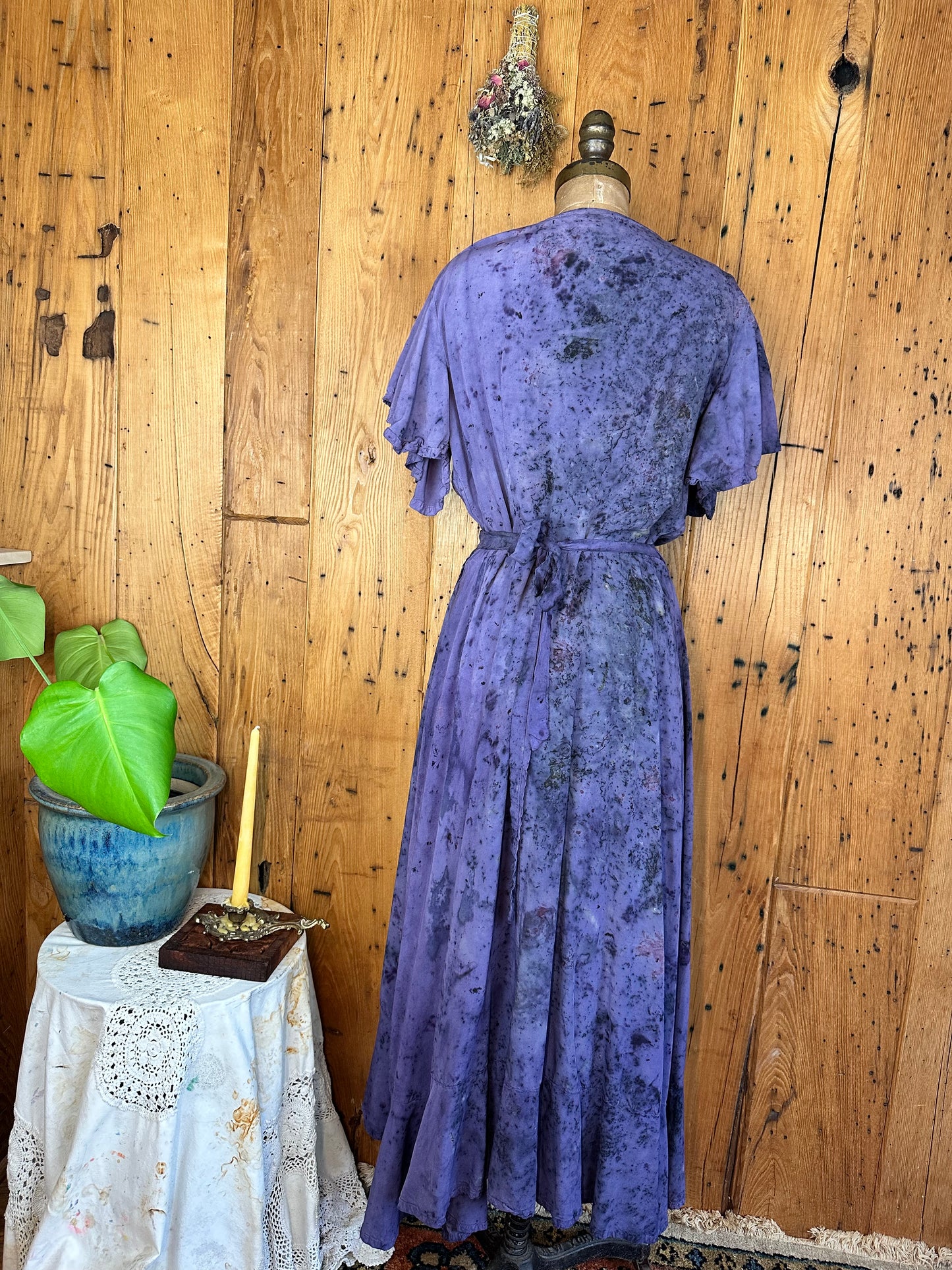 Wrap dress - deep into the mystery