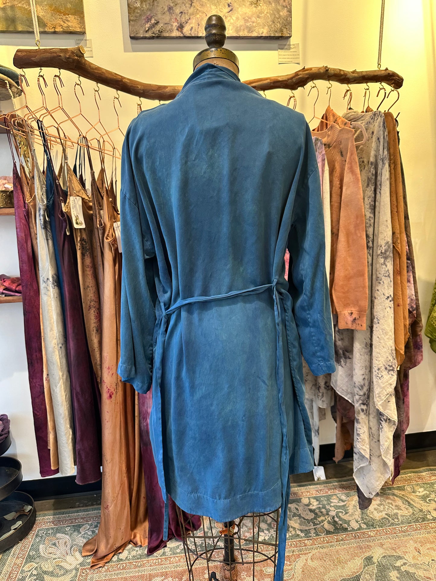 Silk robe- into the deep