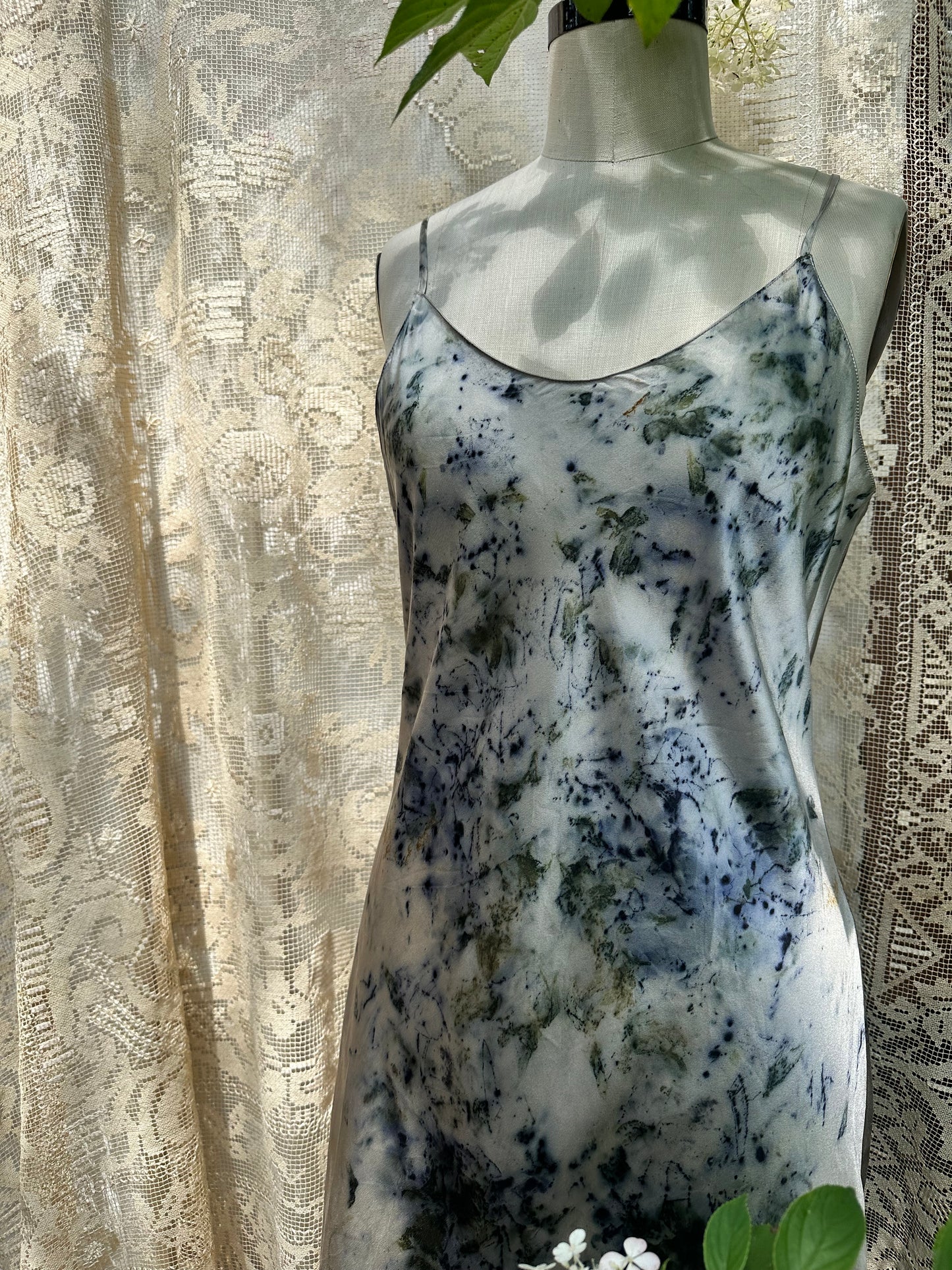 Silk slip dress - rose 🥀 ⚔️ magic