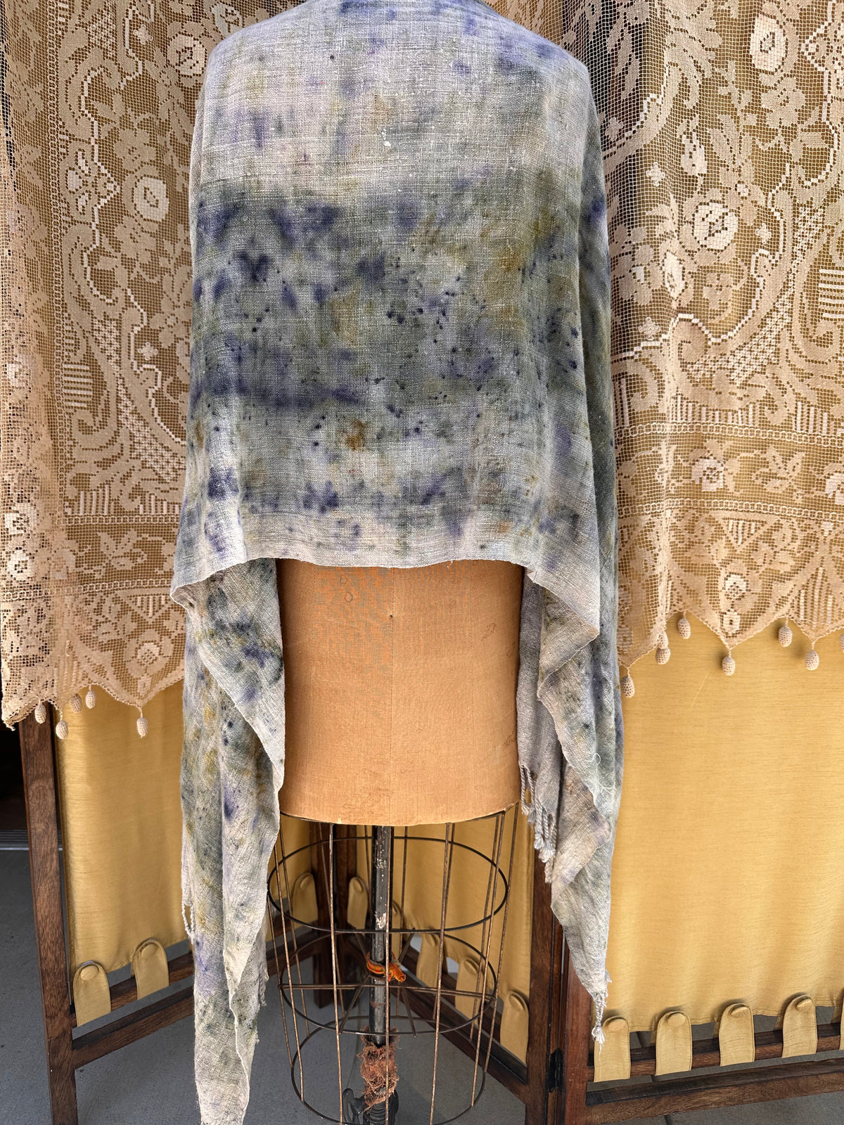 Hand loomed silk shawl - truth of the heart