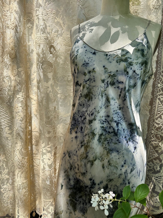 Silk slip dress - rose 🥀 ⚔️ magic