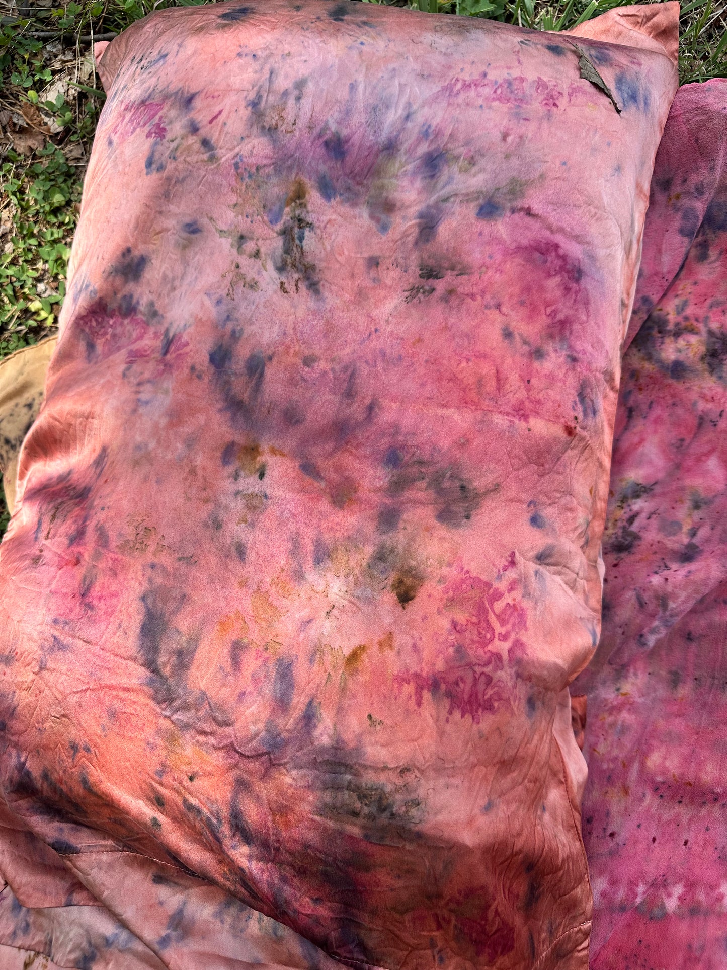 Silk pillowcase set - mugwort & moon