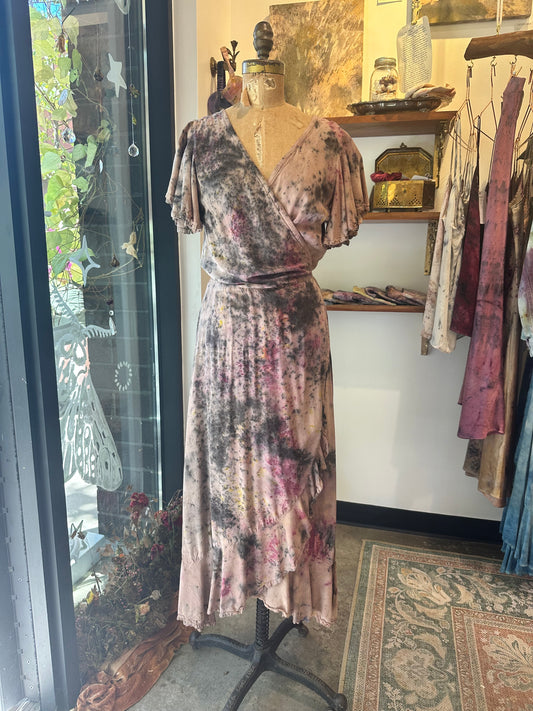 Wrap dress - rooted wise