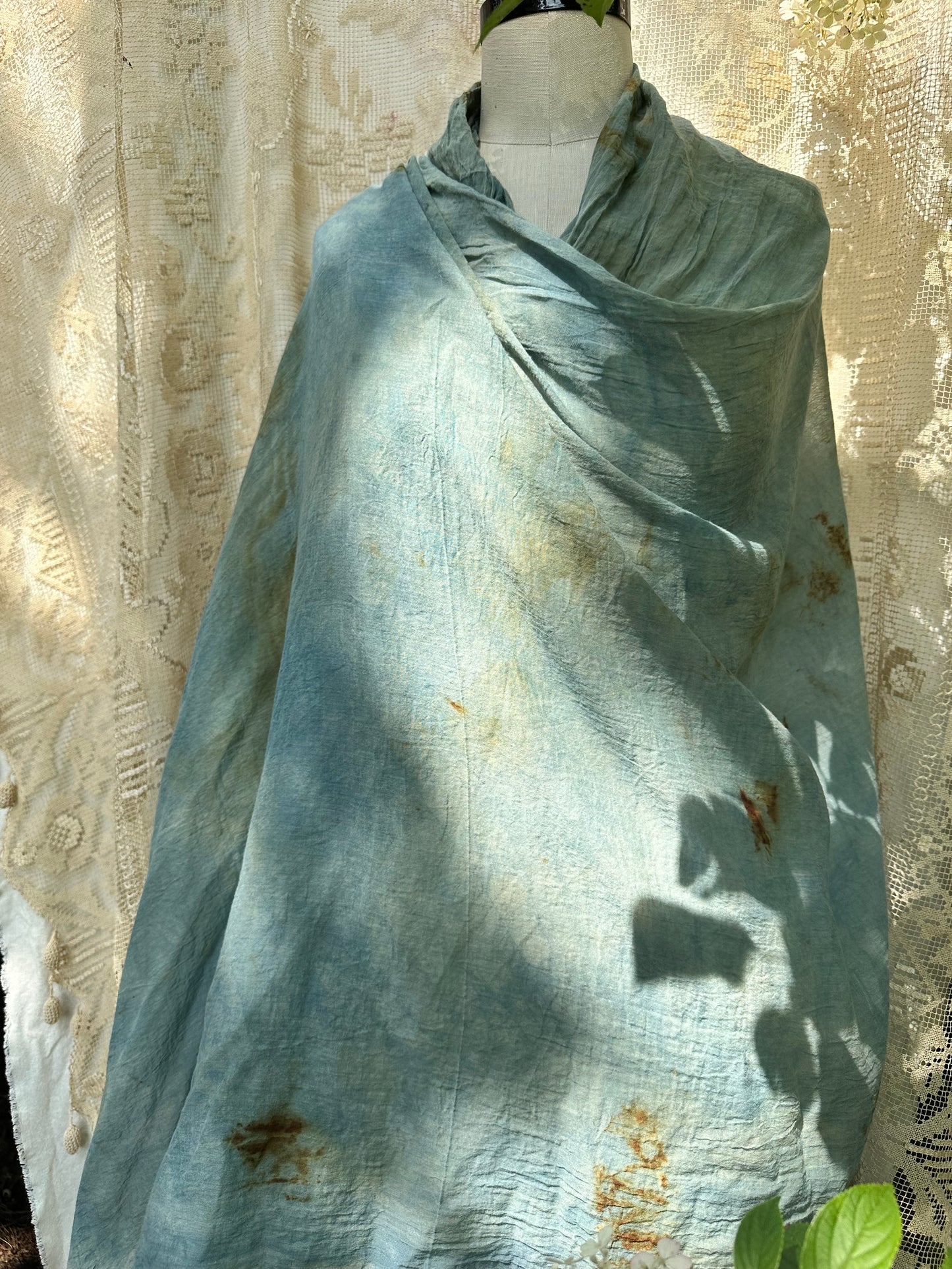 Xl organic cotton shawl - River rocks