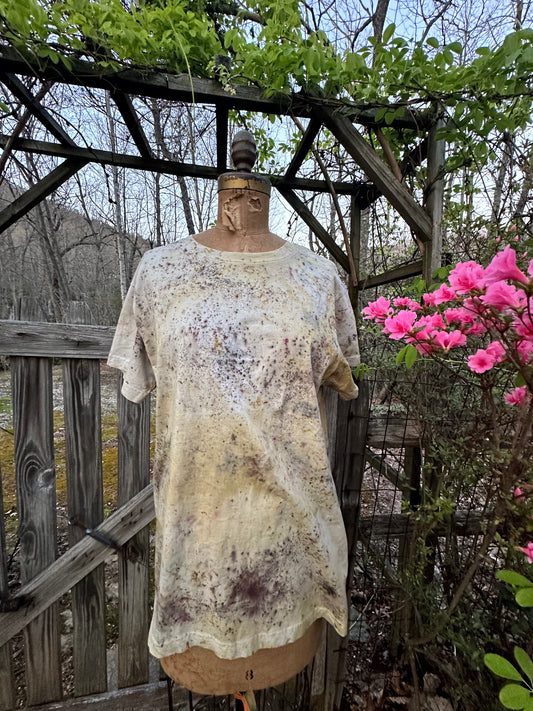 Organic cotton tee- daffodils 🌼