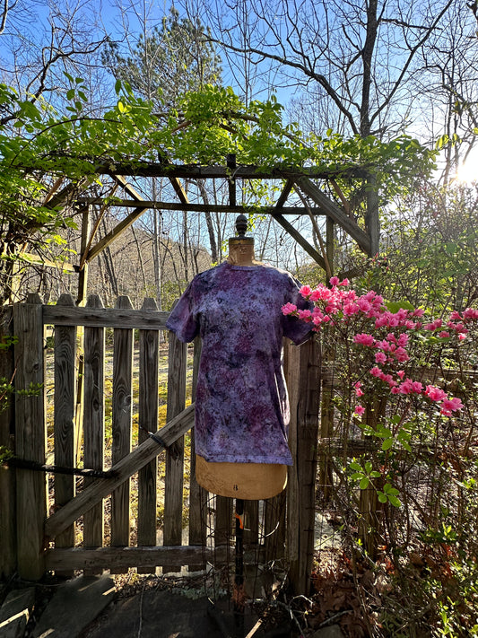 Cotton tee- magic ball