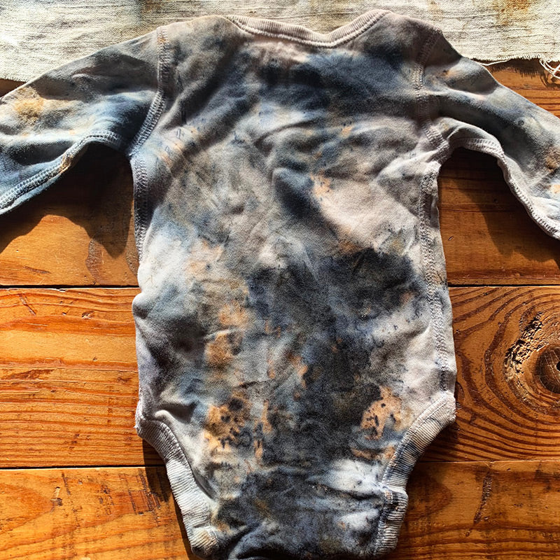 Plant dyed onesie 0-3 months